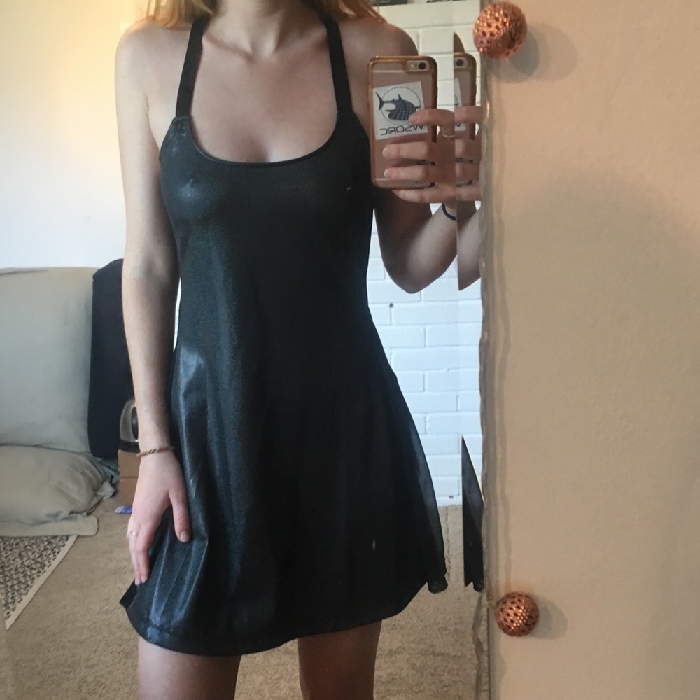 Holographic dress